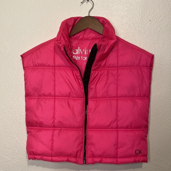 Calvin Klein Performance Mock Neck Zipper Vest - Crop - Hot Pink - Picture 2 of 5